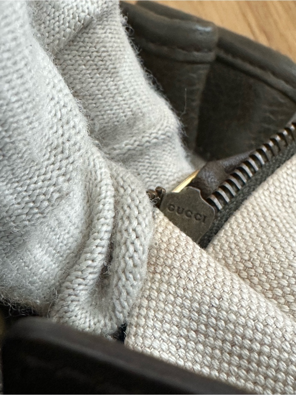 Gucci Handbag - Picture 11 of 17